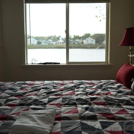 Queen Bed Beautiful Sunset W River View Fast Wifi Lejlighed Troy Eksteriør billede